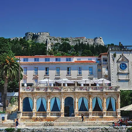 Stunning In Hvar With Wifi Апартаменти Хвар