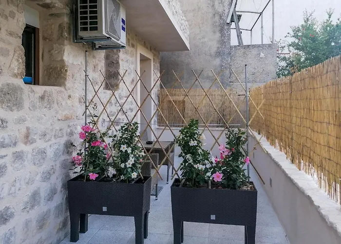 Stunning In Hvar With Wifi * 흐바르